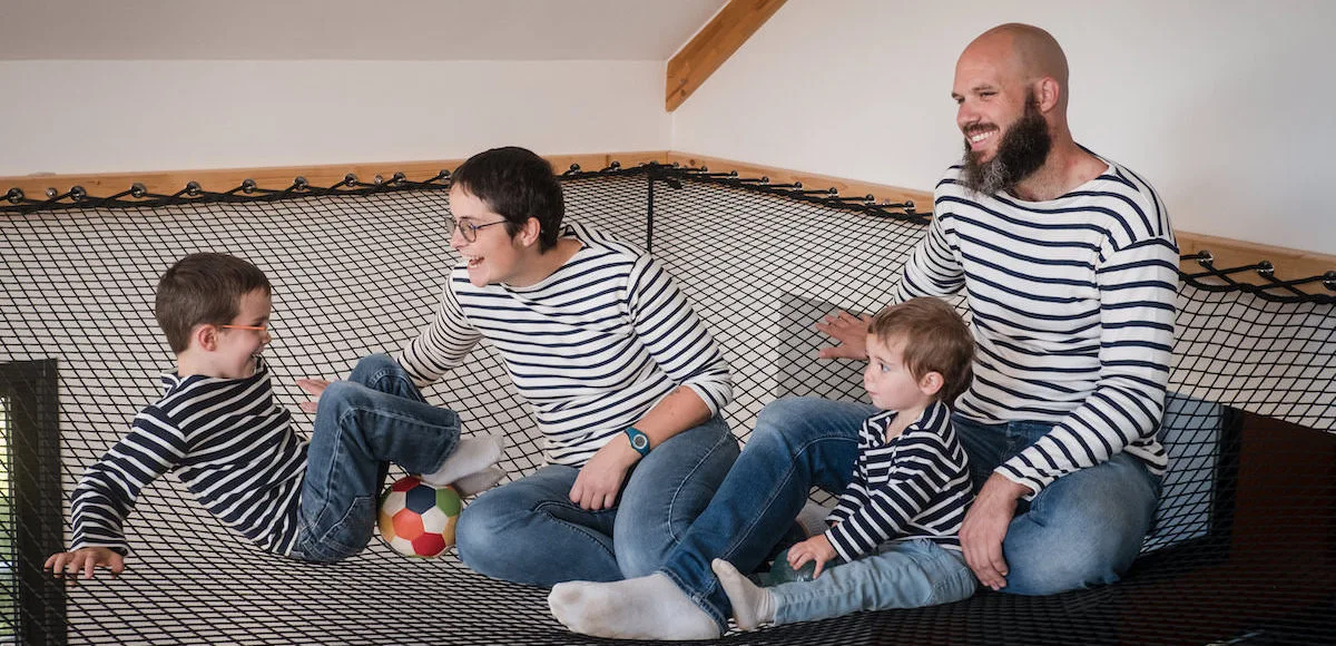 Reportage photo de famille non posé à Lyon, moment naturel capté sur le vif